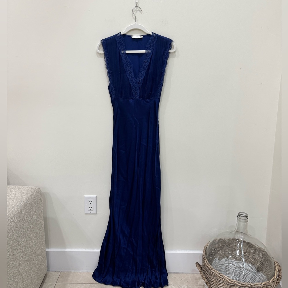 MANGO NAVY LACE DETAIL DRESS- SIZE XS - Picture 3 of 7